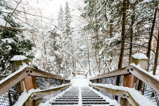 How Simplifying As A Parent Keeps Me in the Moment thumbnail